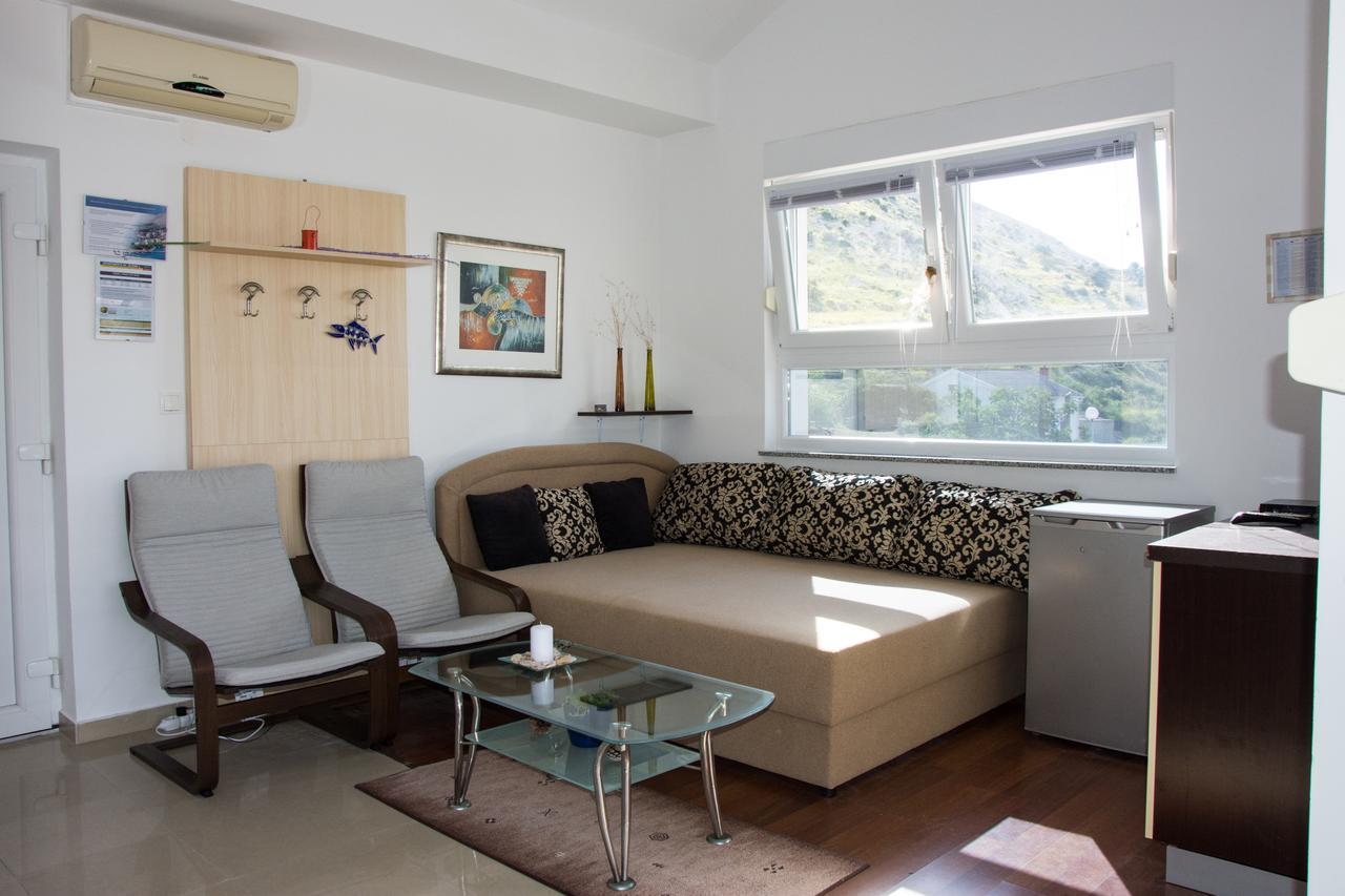 Apartments Sv. Jelena 1 Pag Town Dış mekan fotoğraf